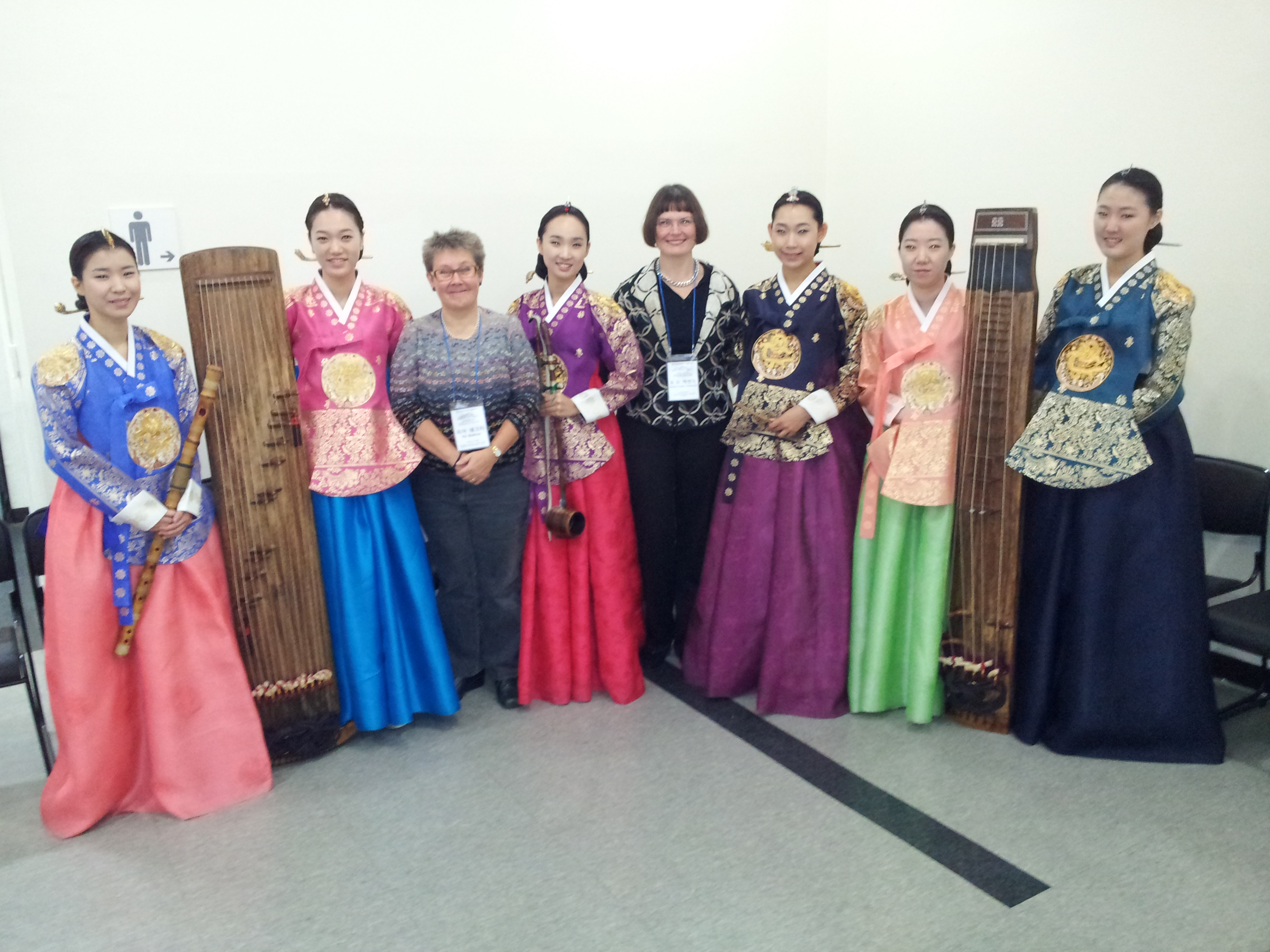Ensemble with Korean folk instruments