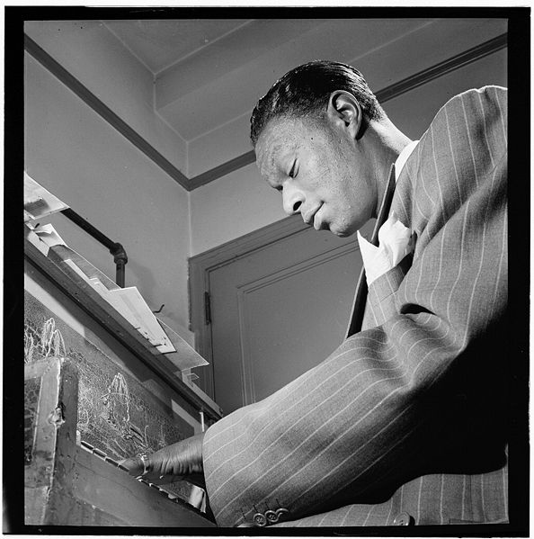 Photo of Nat King Cole by William P. Gottlieb