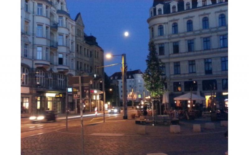 Image of a full moon over Leipzig